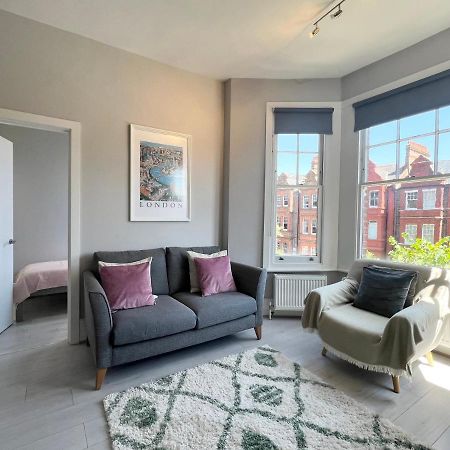 2 Bedroom Apartment In South Hampstead Лондон Екстериор снимка