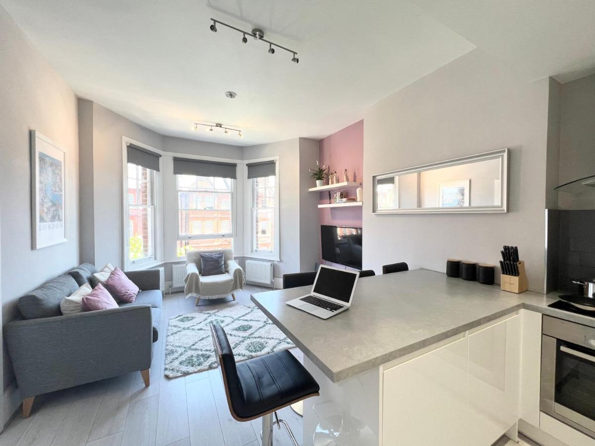2 Bedroom Apartment In South Hampstead Лондон Екстериор снимка