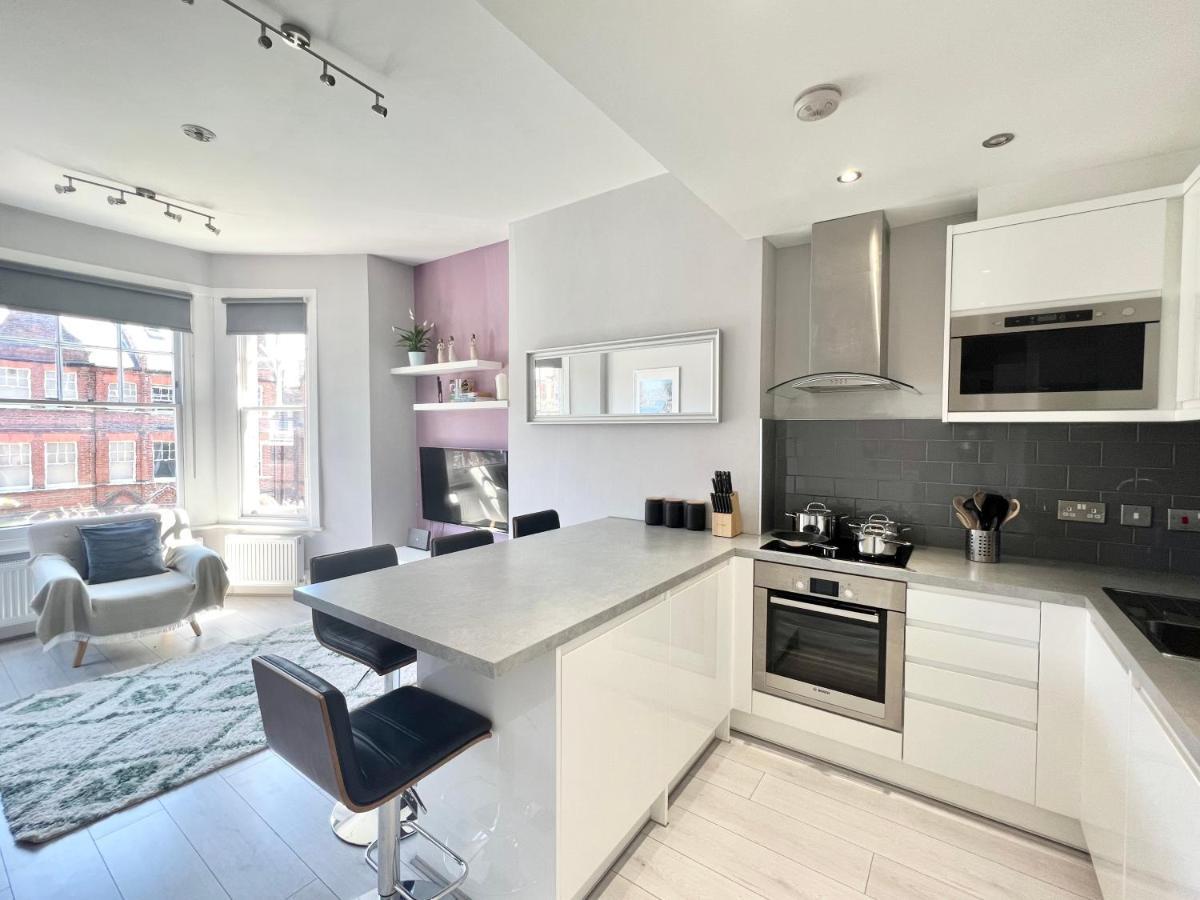 2 Bedroom Apartment In South Hampstead Лондон Екстериор снимка