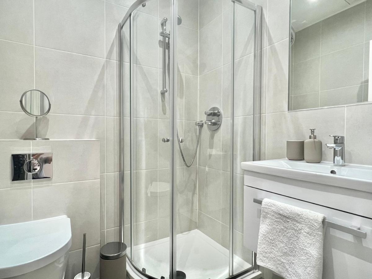 2 Bedroom Apartment In South Hampstead Лондон Екстериор снимка