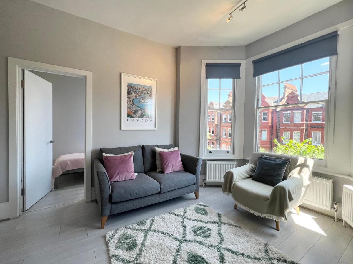 2 Bedroom Apartment In South Hampstead Лондон Екстериор снимка