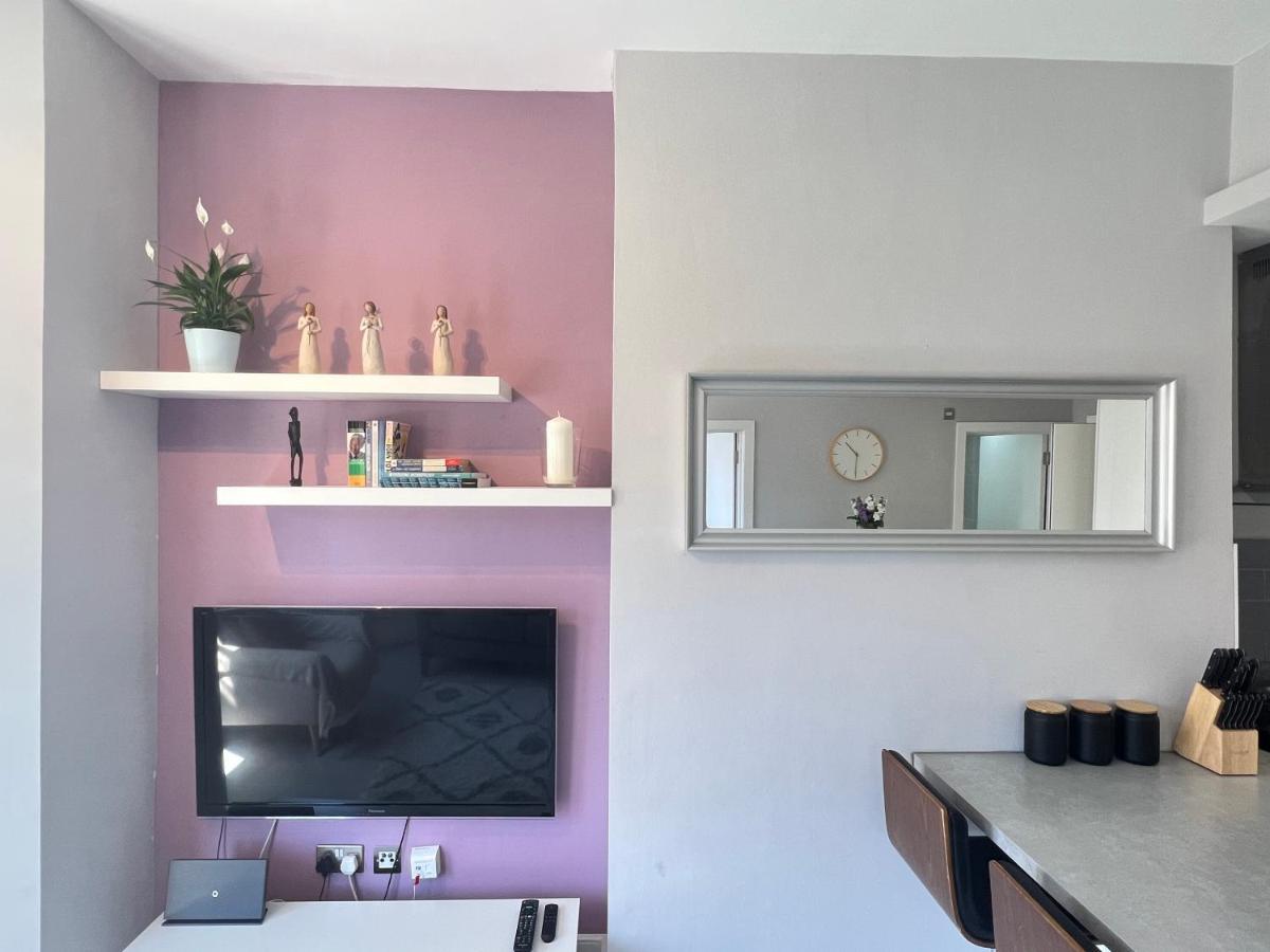 2 Bedroom Apartment In South Hampstead Лондон Екстериор снимка